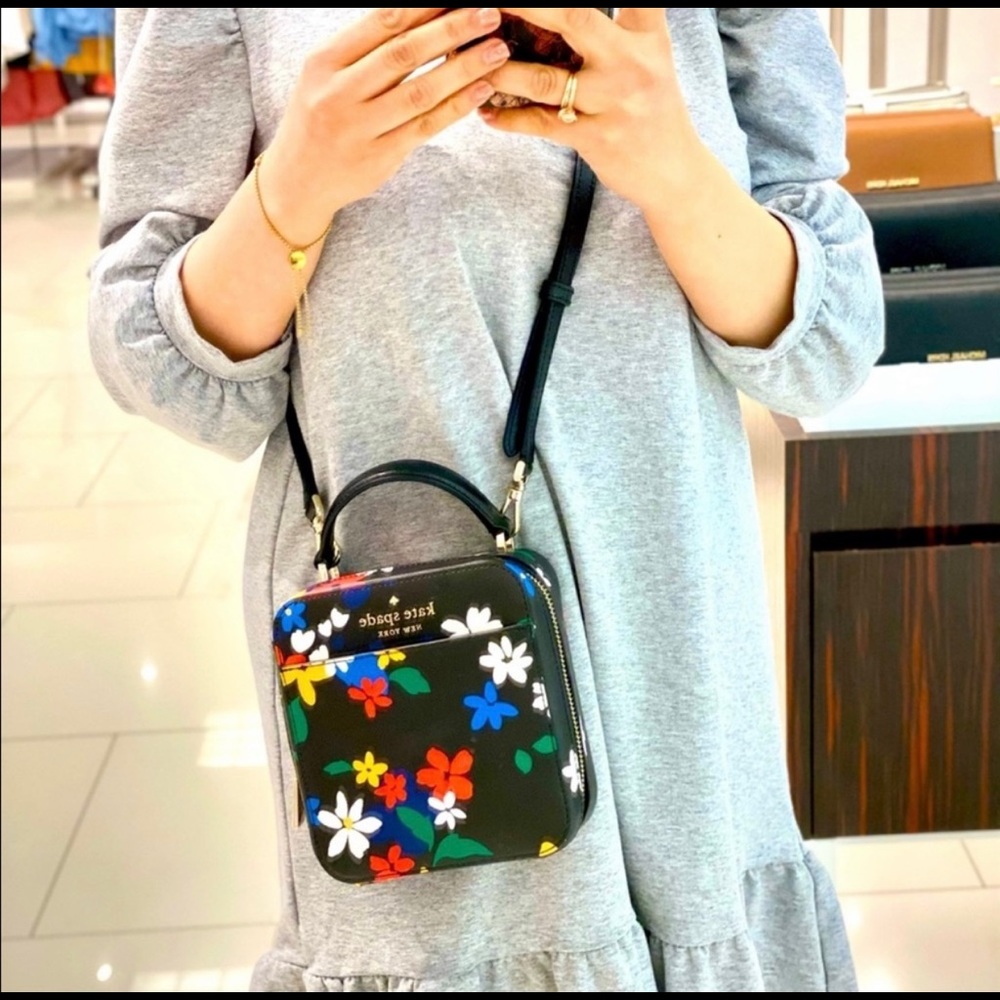 KATE SPADE CROSSBODY/SATCHEL VANITY BAG